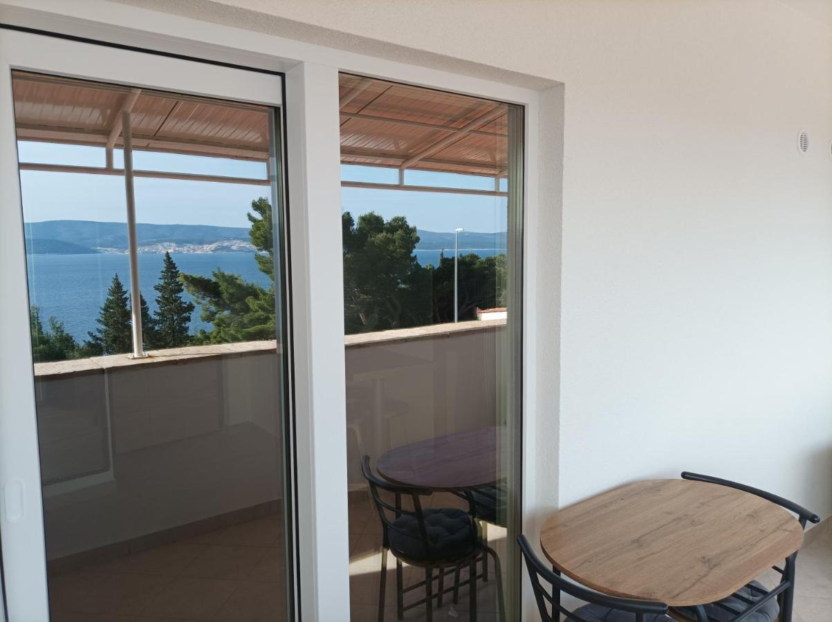 Villa Ljetni San Omis Exterior photo